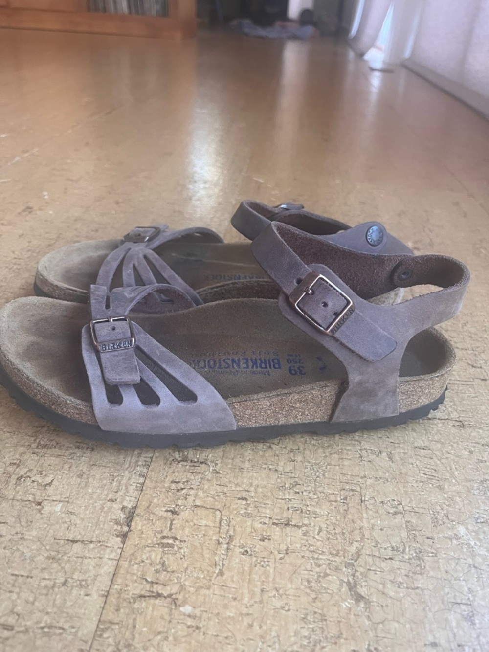 Birkenstock Bali Brown Suede Strappy Ankle Sandals size 39 narrow - Picture 3 of 4